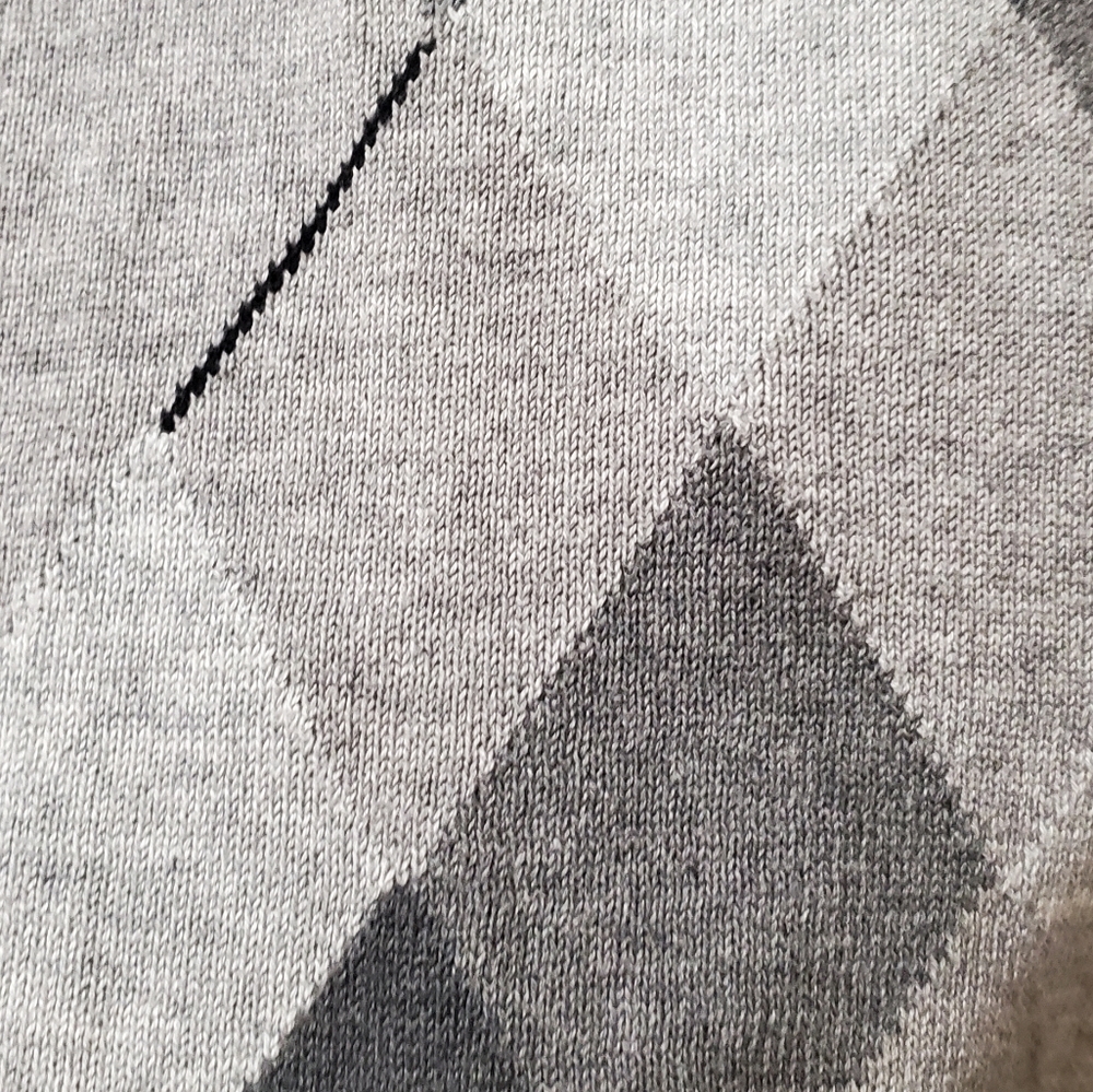 Sweater Vest - Picture 3 of 4